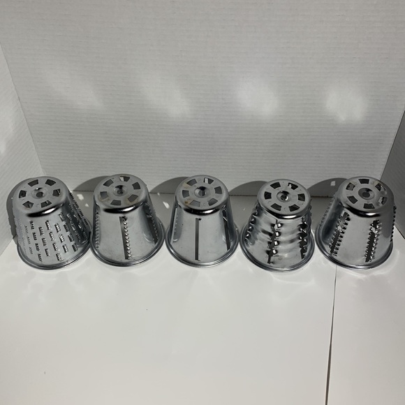 Vintage Saladmaster Food Processor Chopper Grater w/ 5 Cone Attachments NO BASE - Picture 8 of 8